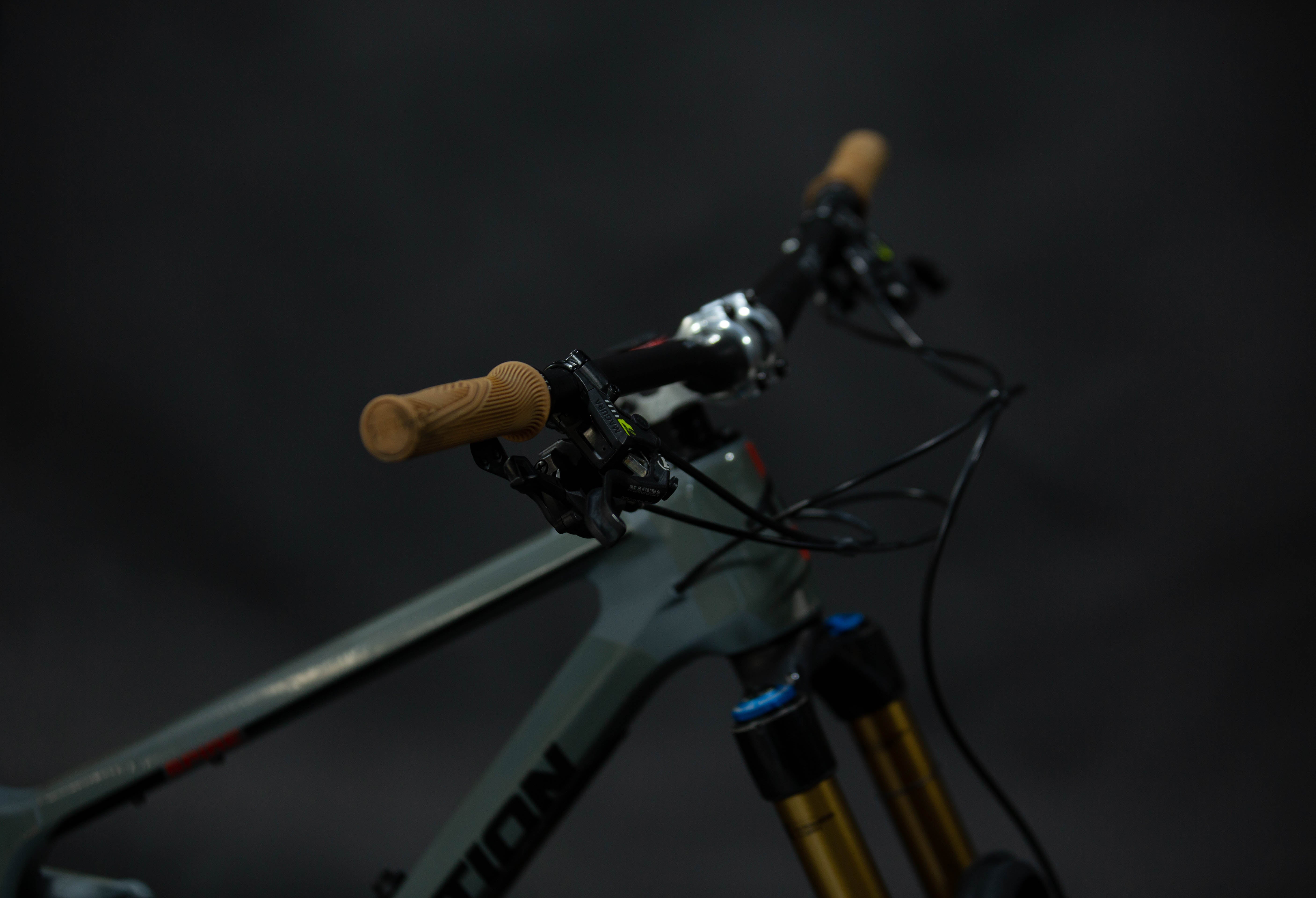 Bicicleta de Montaña Doble Suspensión Transition Spire Rodado 29" Talla Large (2022) Seminueva