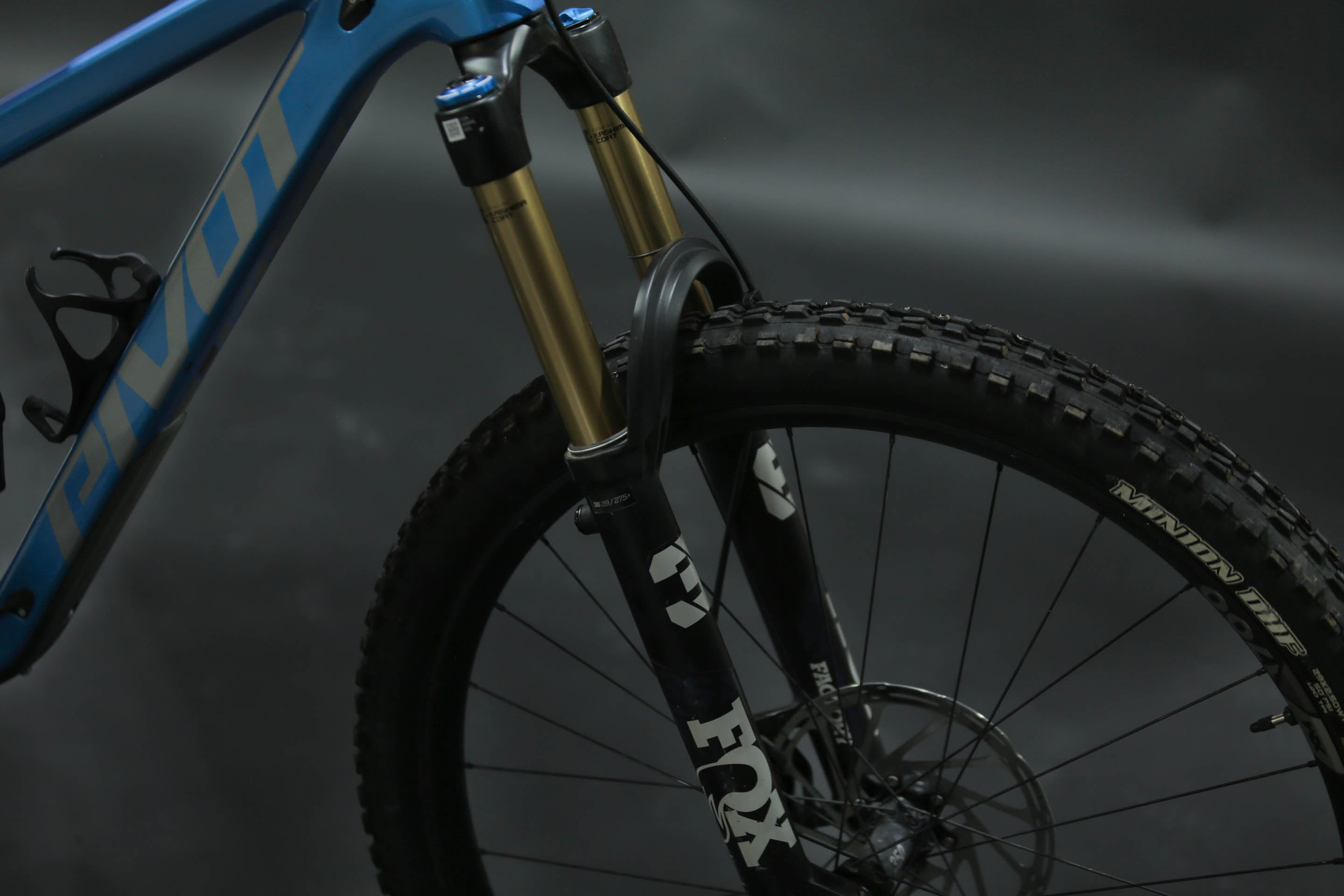 Bicicleta De Montaña Doble Suspensión Pivot Cycles Switchblade 29" Talla Medium (2023) Seminueva