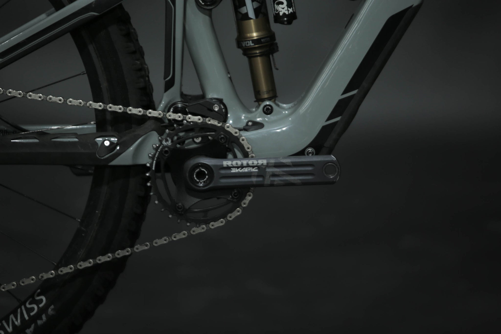 Bicicleta de Montaña Asistida Doble Suspensión Pivot Cycles Shuttle SL 29" Talla Medium (2022) Seminueva