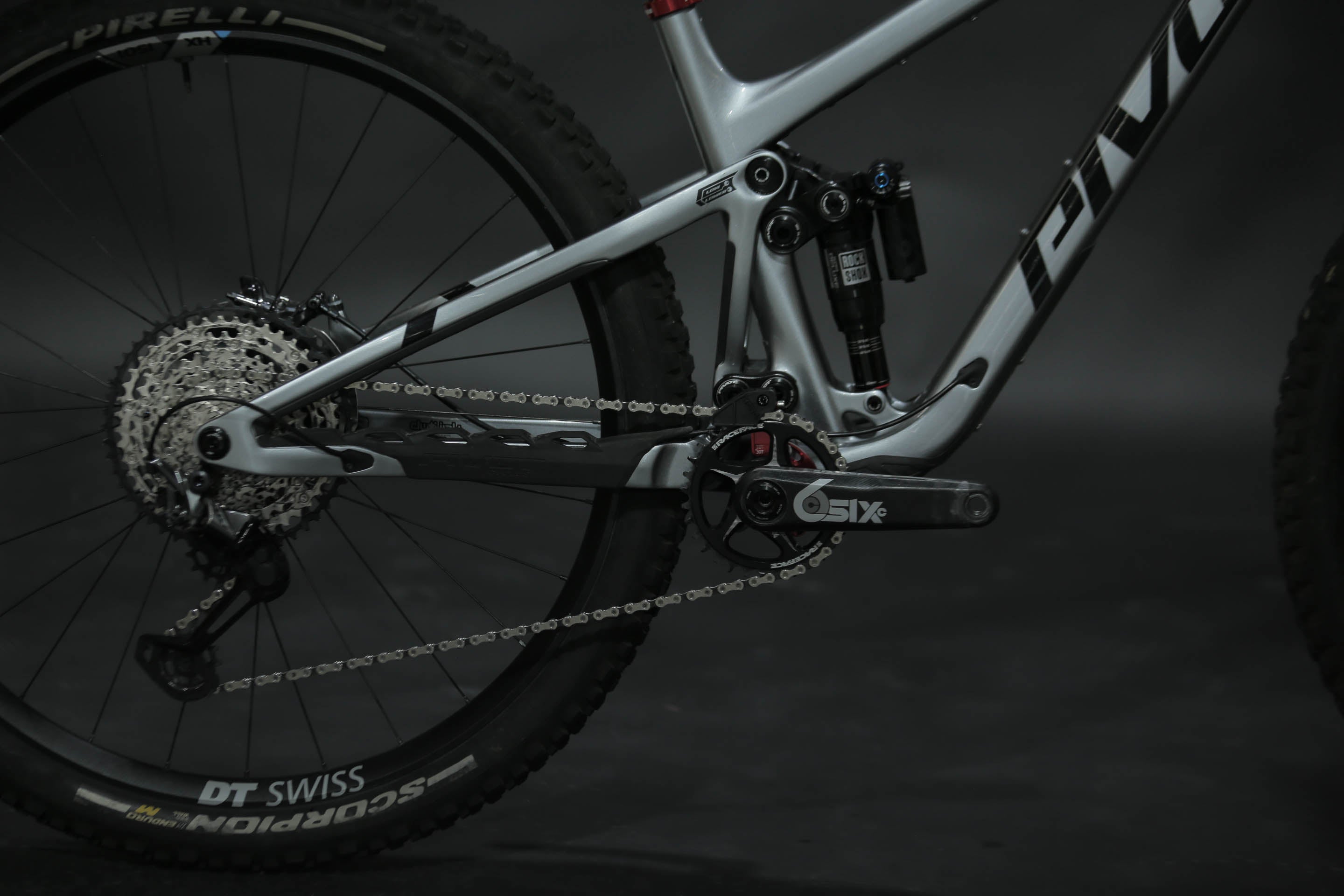 Bicicleta De Montaña Doble Suspensión Pivot Cycles Trail 429 29" Talla Medium (2023) Seminueva