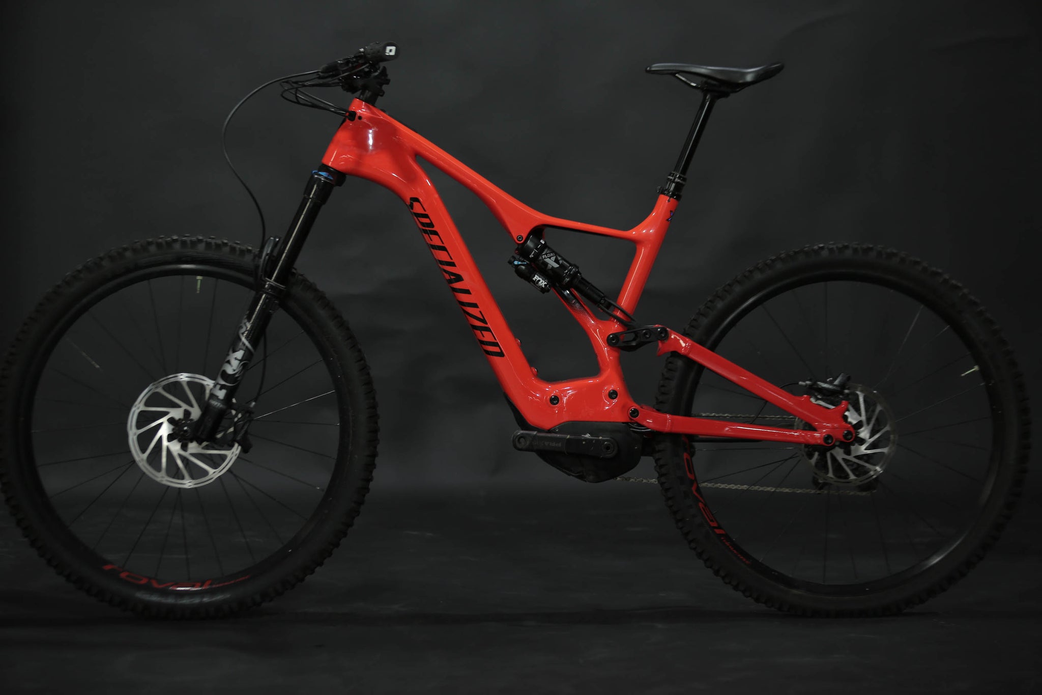 Bicicleta de Montaña Asistida Doble Suspensión Specialized Turbo Levo 29" Talla Large (2021) Seminueva