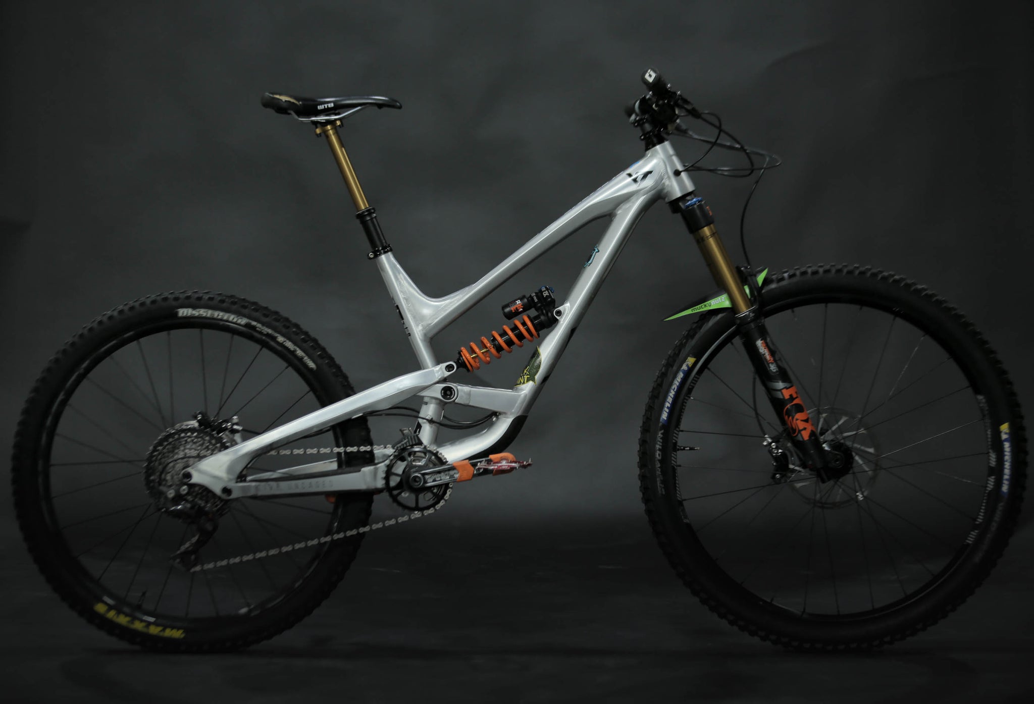Bicicleta de Montaña Doble Suspension YT Capra Rodado 29/27.5" Talla Large (2021) Seminueva