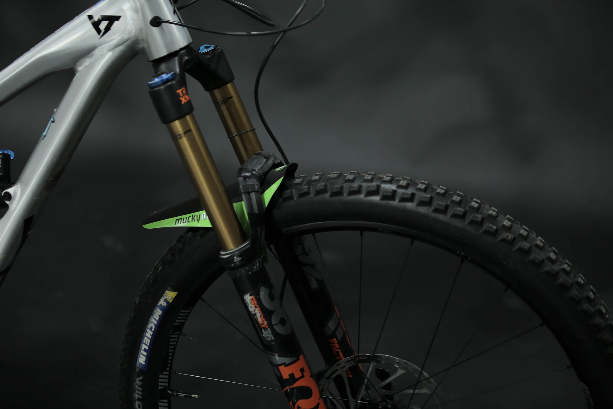 Bicicleta de Montaña Doble Suspension YT Capra Rodado 29/27.5" Talla Large (2021) Seminueva