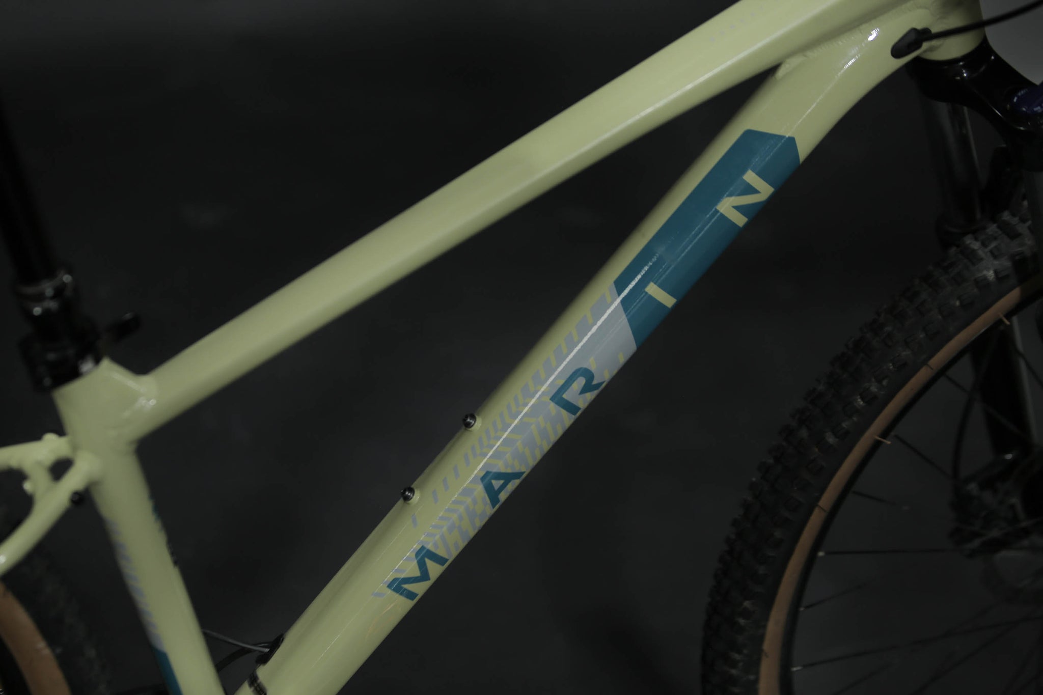 Bicicleta de Montaña Hardtail Marin Bikes Bobcat Trail 4 27.5" Talla Small (2024) Seminueva