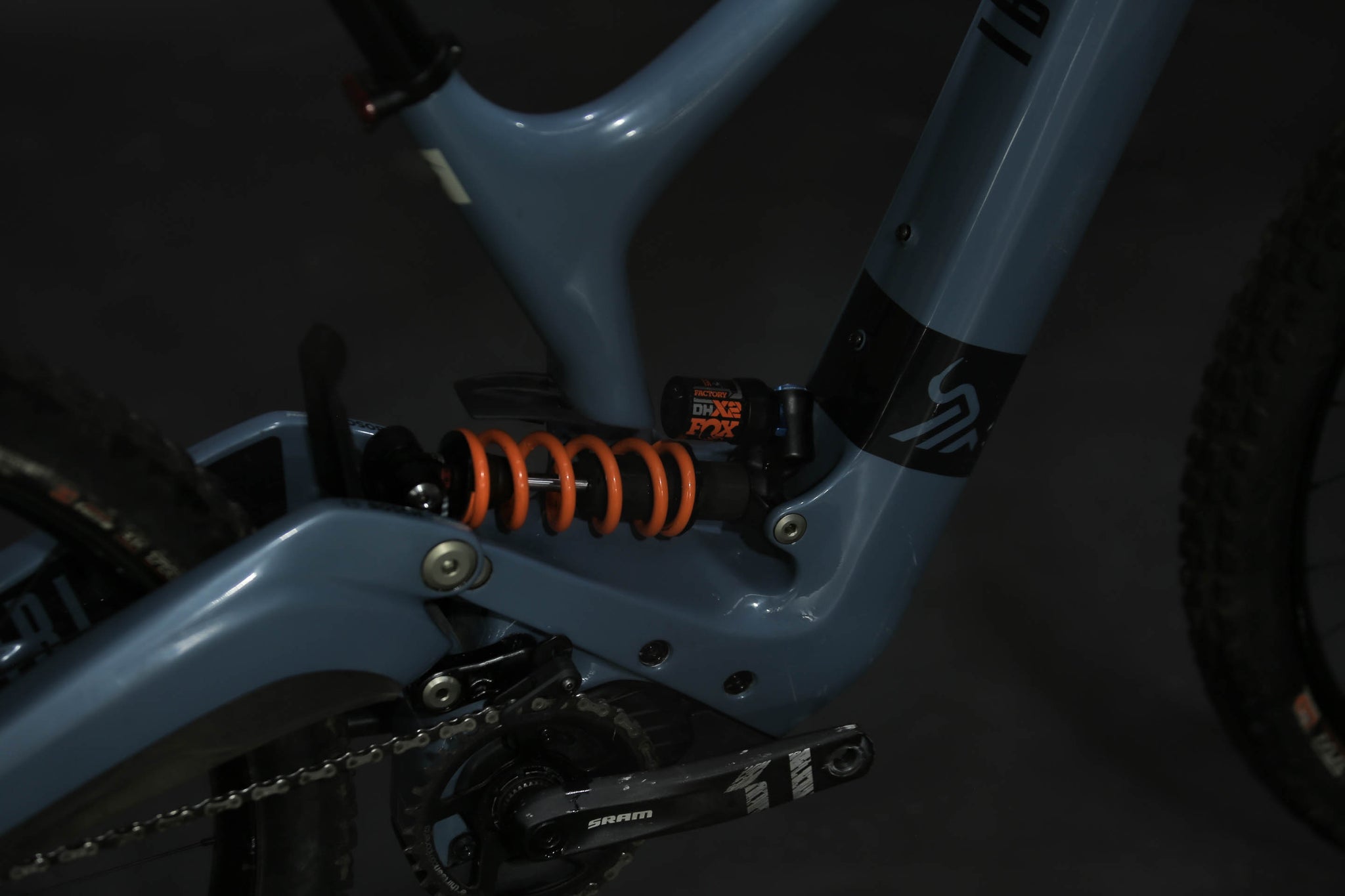 Bicicleta de Montaña Asistida Doble Suspensión Ibis Oso 29/27.5" Talla Medium (2022) Seminueva