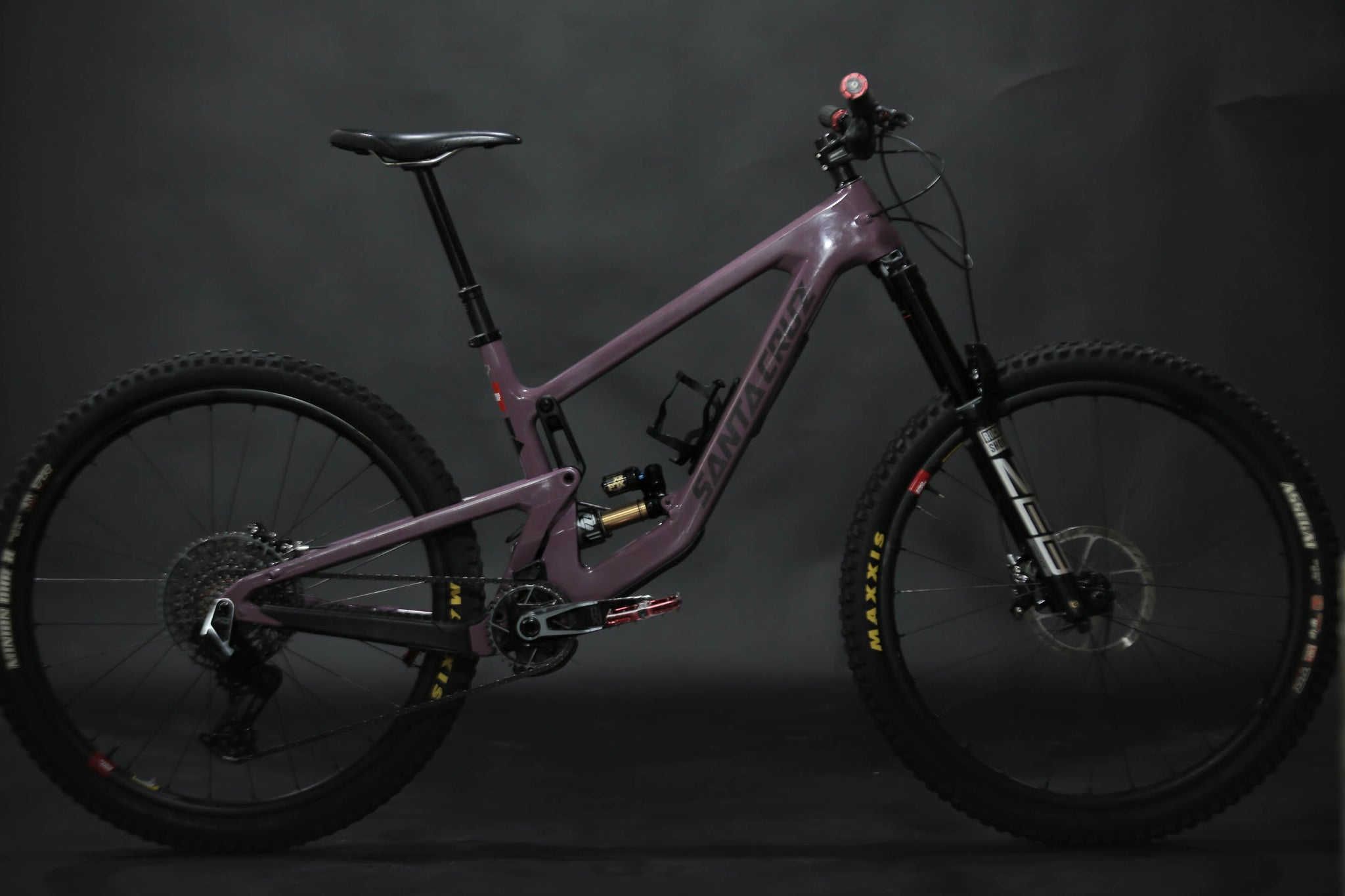 Bicicleta de Montaña Doble Supensión Santa Cruz Megatower CC 29" Talla Large (2024) Seminueva