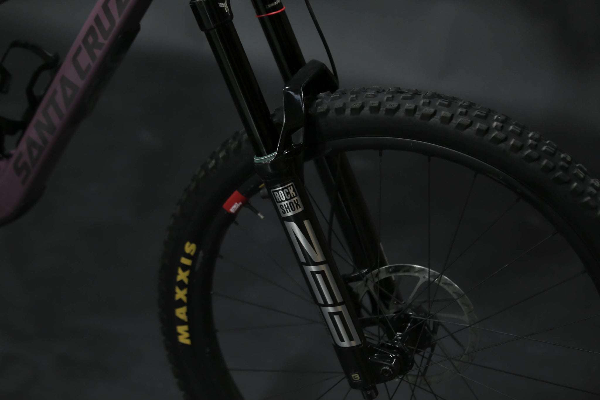 Bicicleta de Montaña Doble Supensión Santa Cruz Megatower CC 29" Talla Large (2024) Seminueva