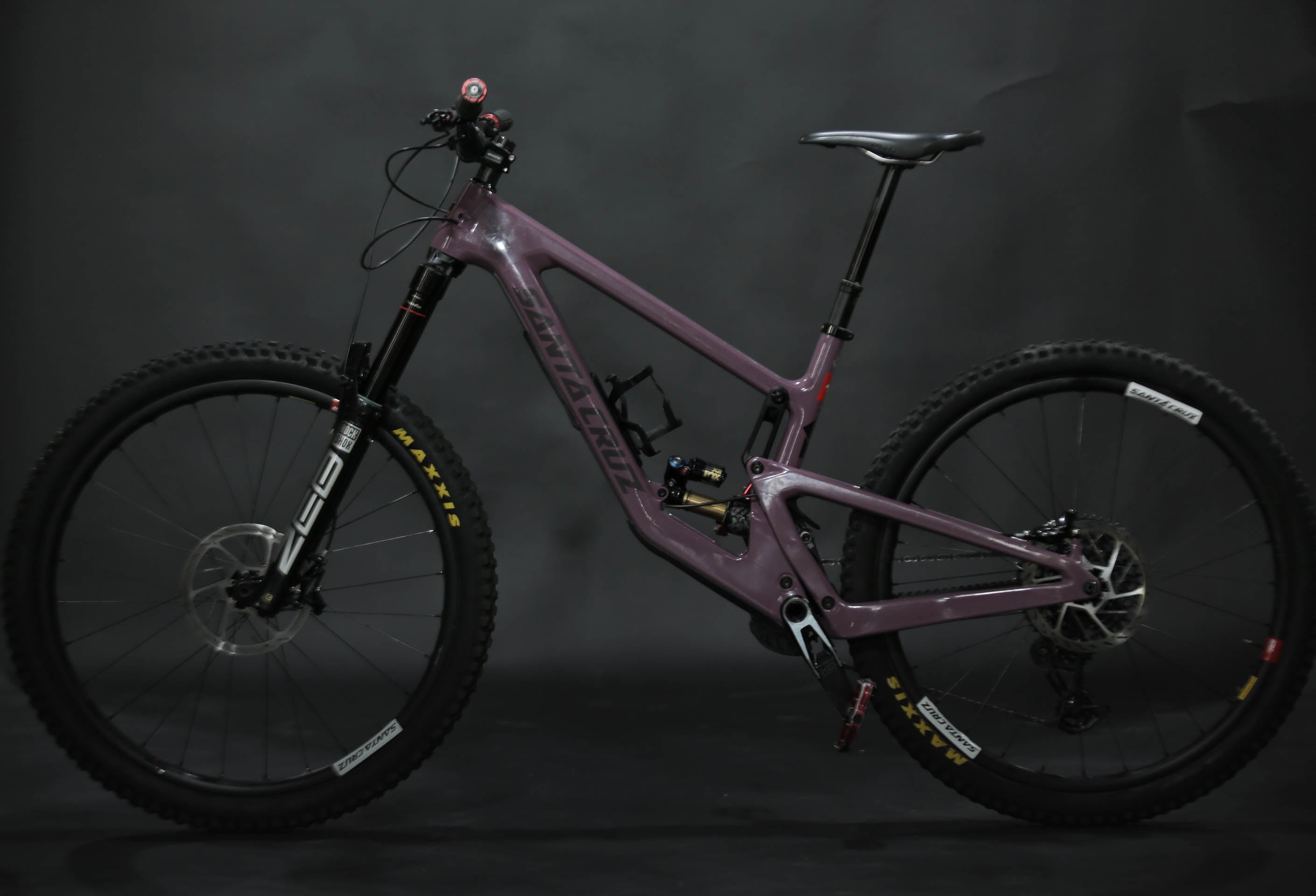 Bicicleta de Montaña Doble Supensión Santa Cruz Megatower CC 29" Talla Large (2024) Seminueva