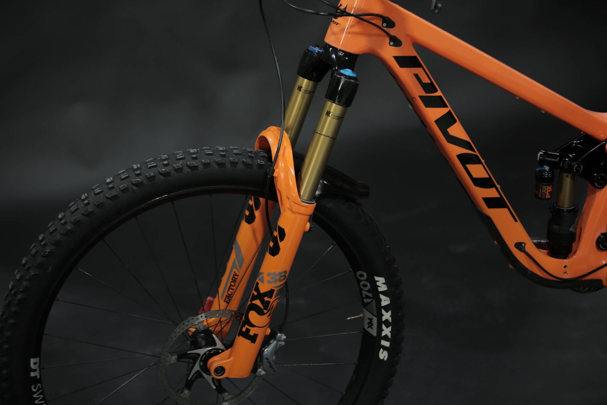 Bicicleta De Montaña Doble Suspensión Pivot Cycles Firebird 29" Talla Medium (2022) Seminueva