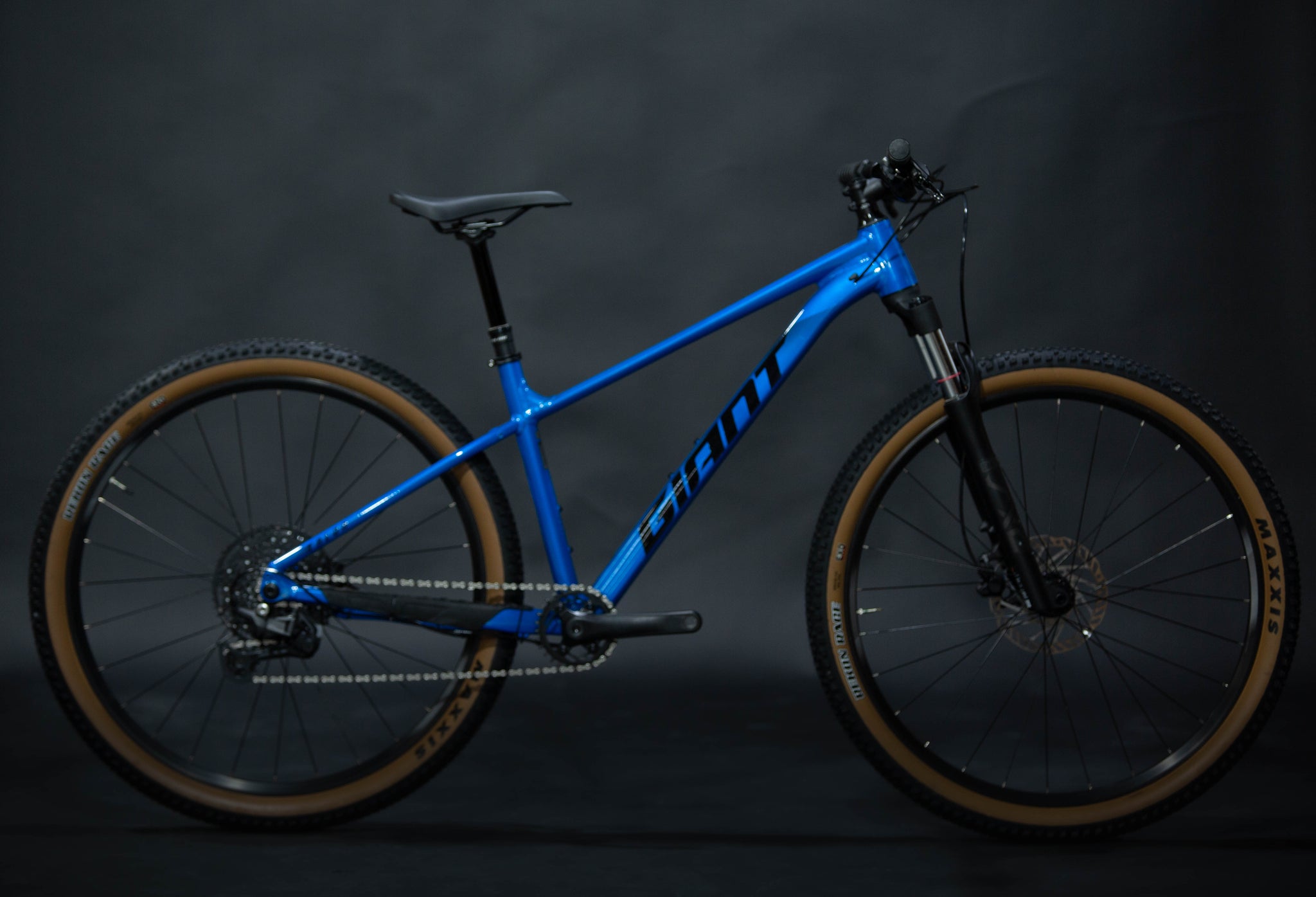 Bicicleta de Montaña Hardtail Giant Talon 1 29" Talla Medium (2024) Seminueva