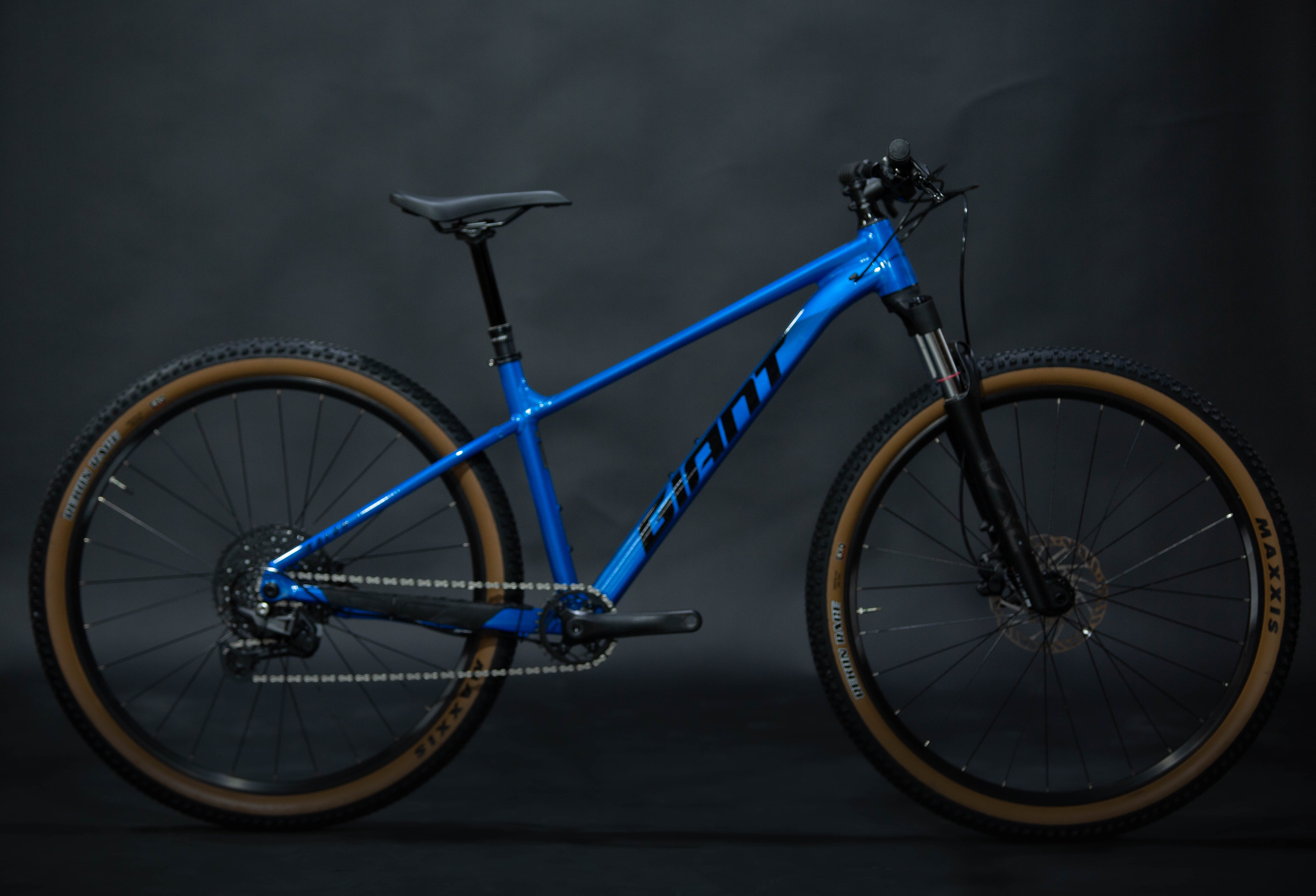Bicicleta de Montaña Hardtail Giant Talon 1 29" Talla Medium (2024) Seminueva