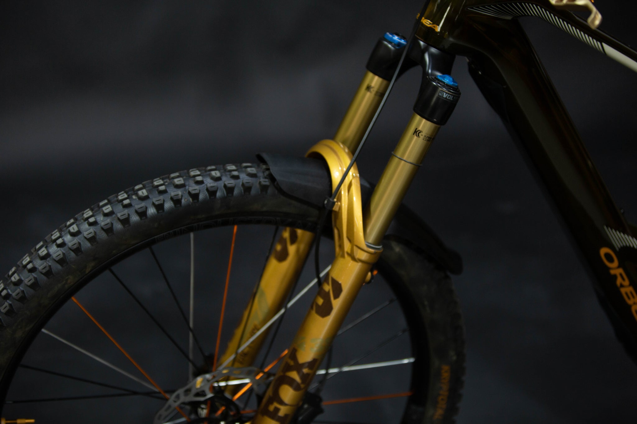Bicicleta de Montaña Asistida Doble Suspensión Orbea Wild M-LTD 29" Talla Medium (2025) Seminueva