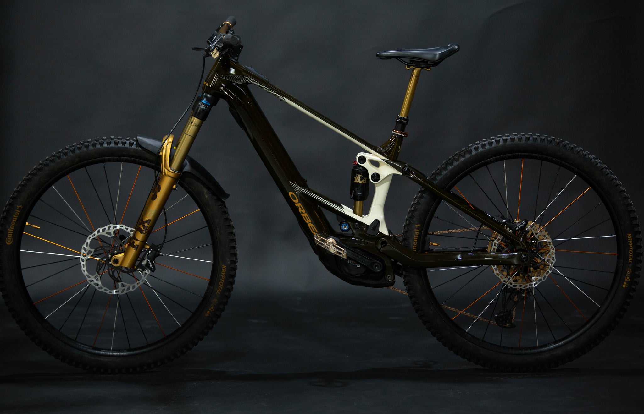 Bicicleta de Montaña Asistida Doble Suspensión Orbea Wild M-LTD 29" Talla Medium (2025) Seminueva