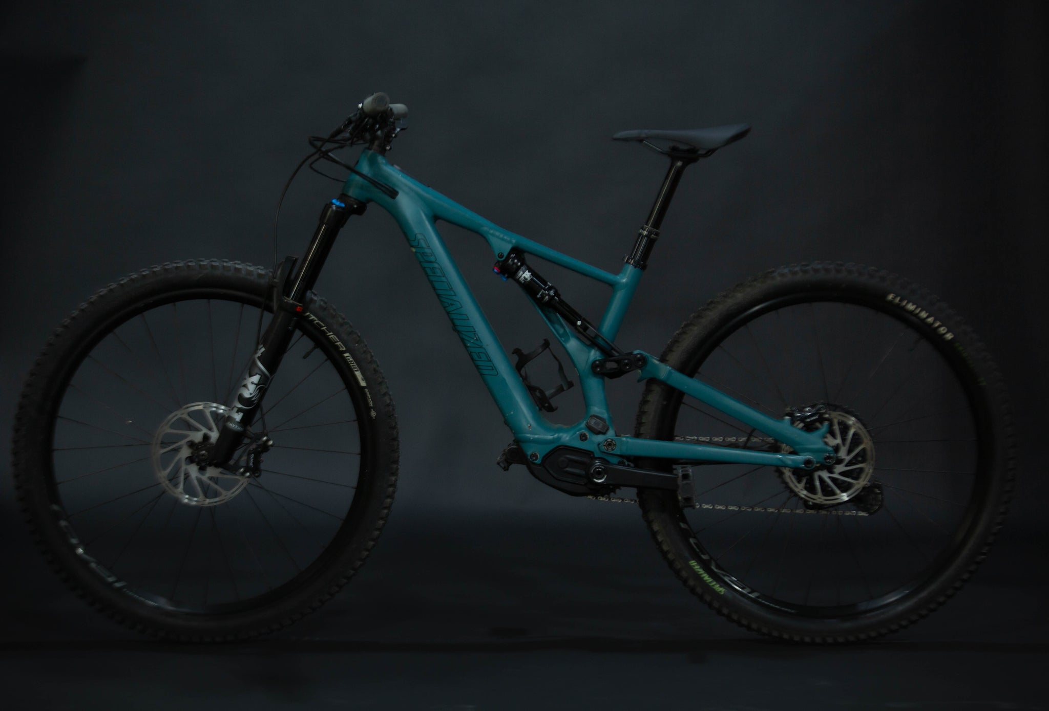 Bicicleta de Montaña Asistida Doble Suspensión Specialized Levo SL Comp 29" Talla Medium (2020) Seminueva