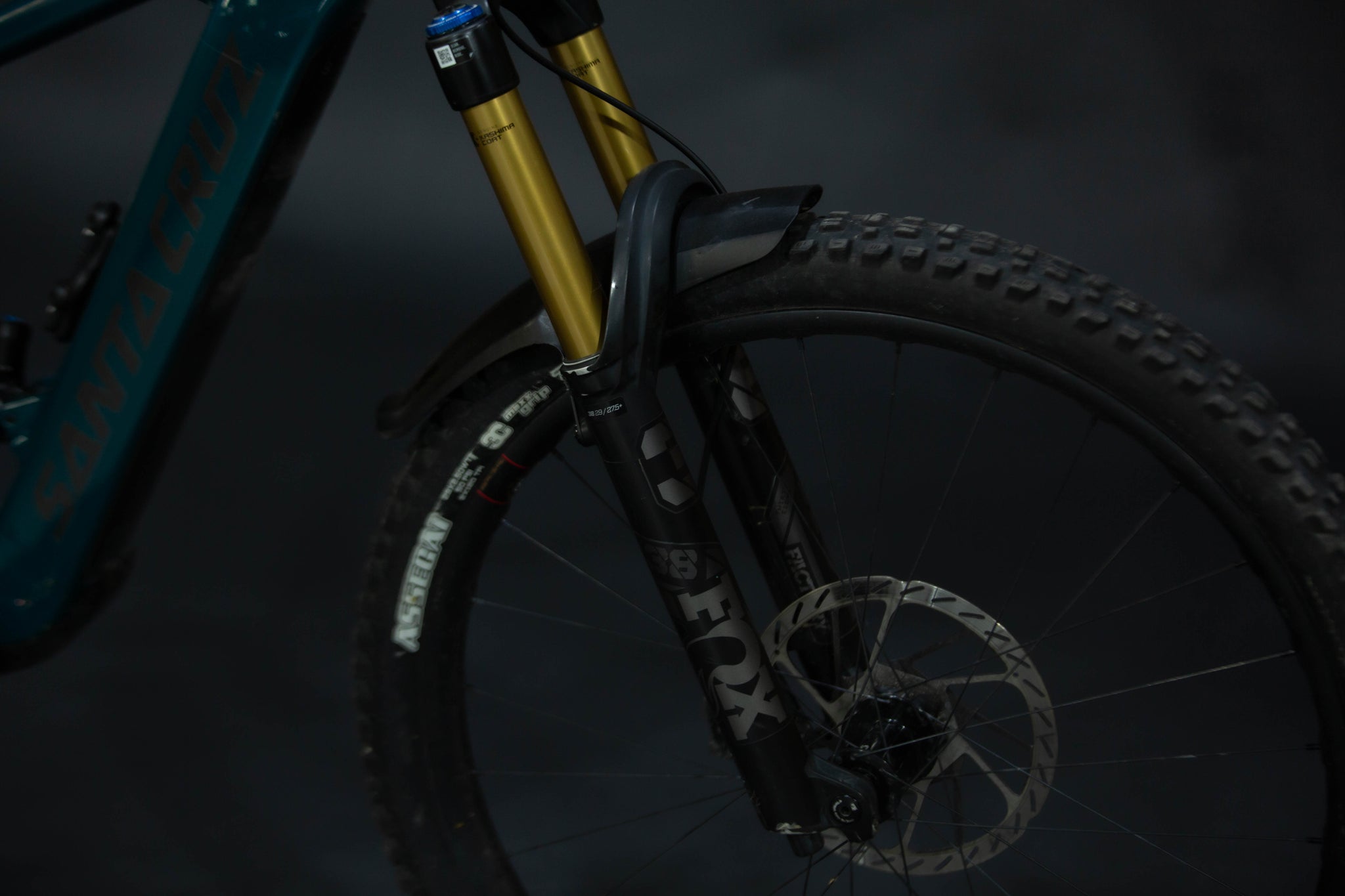 Bicicleta de Montaña Asistida Doble Supensión Santa Cruz Bullit CC 29/27.5" Talla Medium (2023) Seminueva