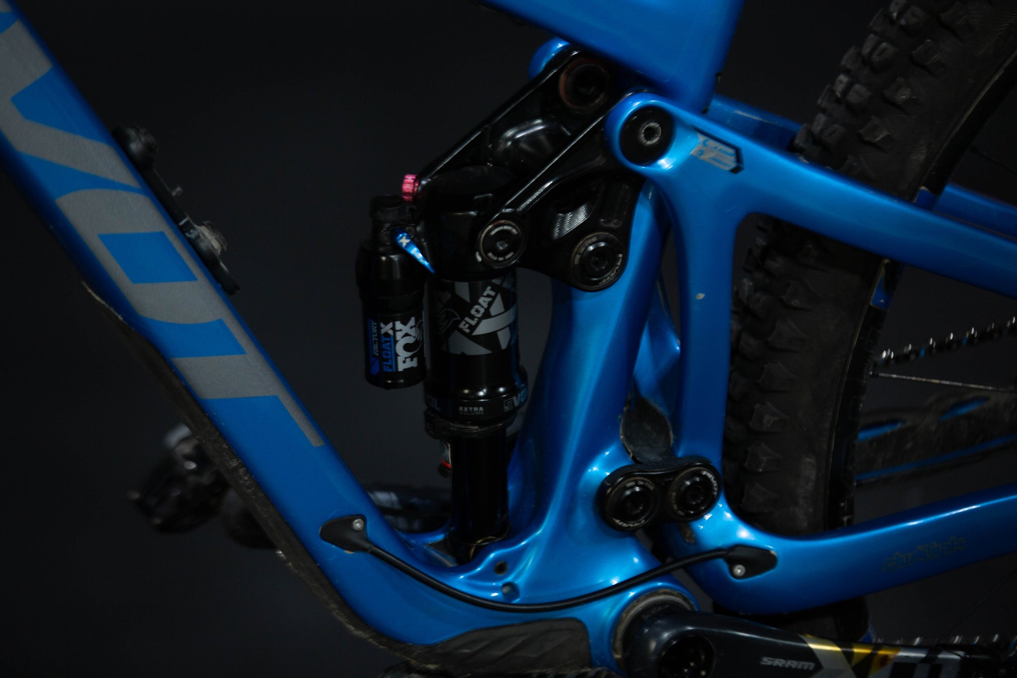 Bicicleta De Montaña Doble Suspensión Pivot Cycles Switchblade 29" Talla Medium (2023) Seminueva