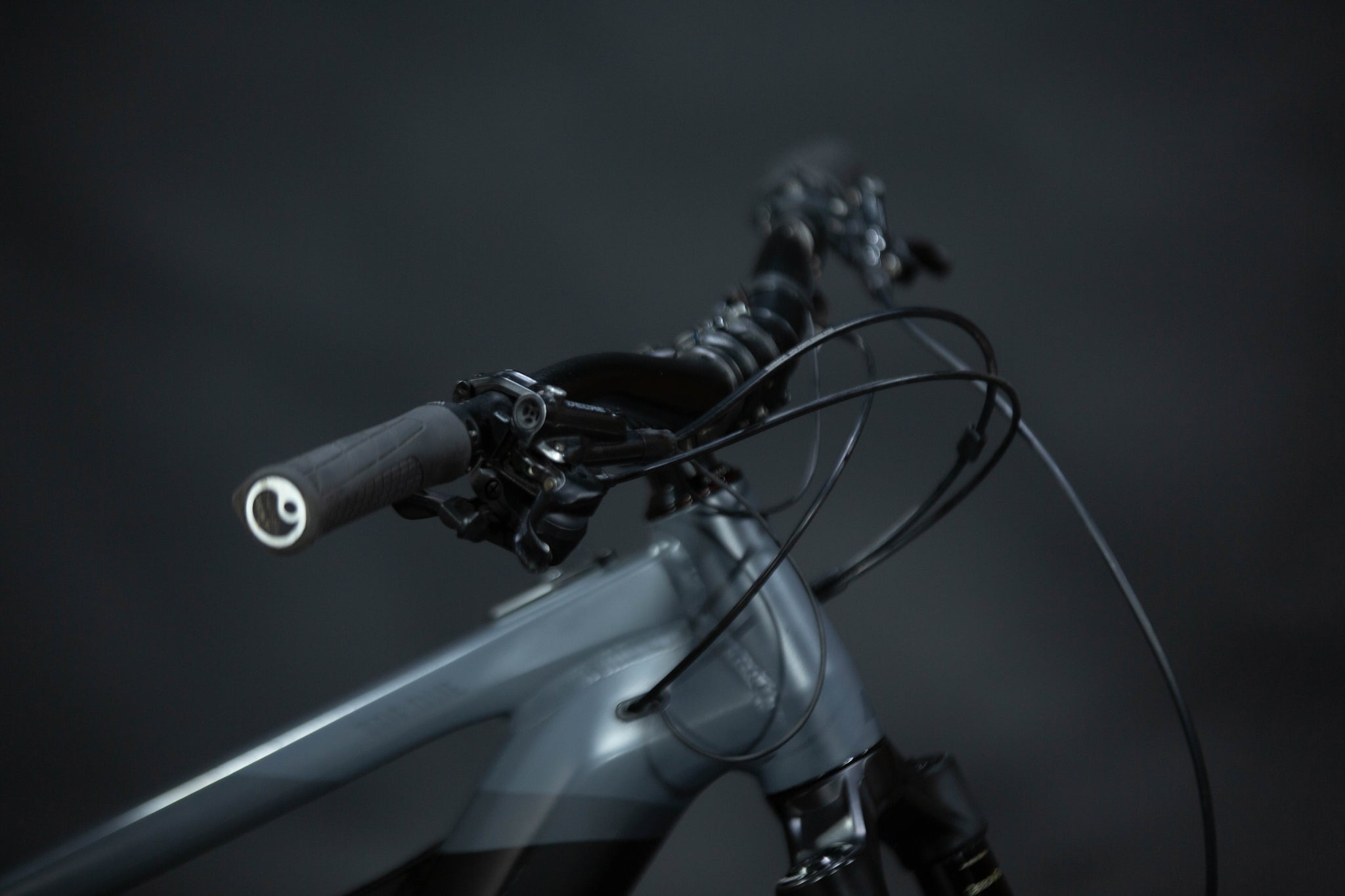 Bicicleta de Montaña Asistida Doble Suspensión Canyon Torque ON 7 27.5" Talla Large (2023) Seminueva