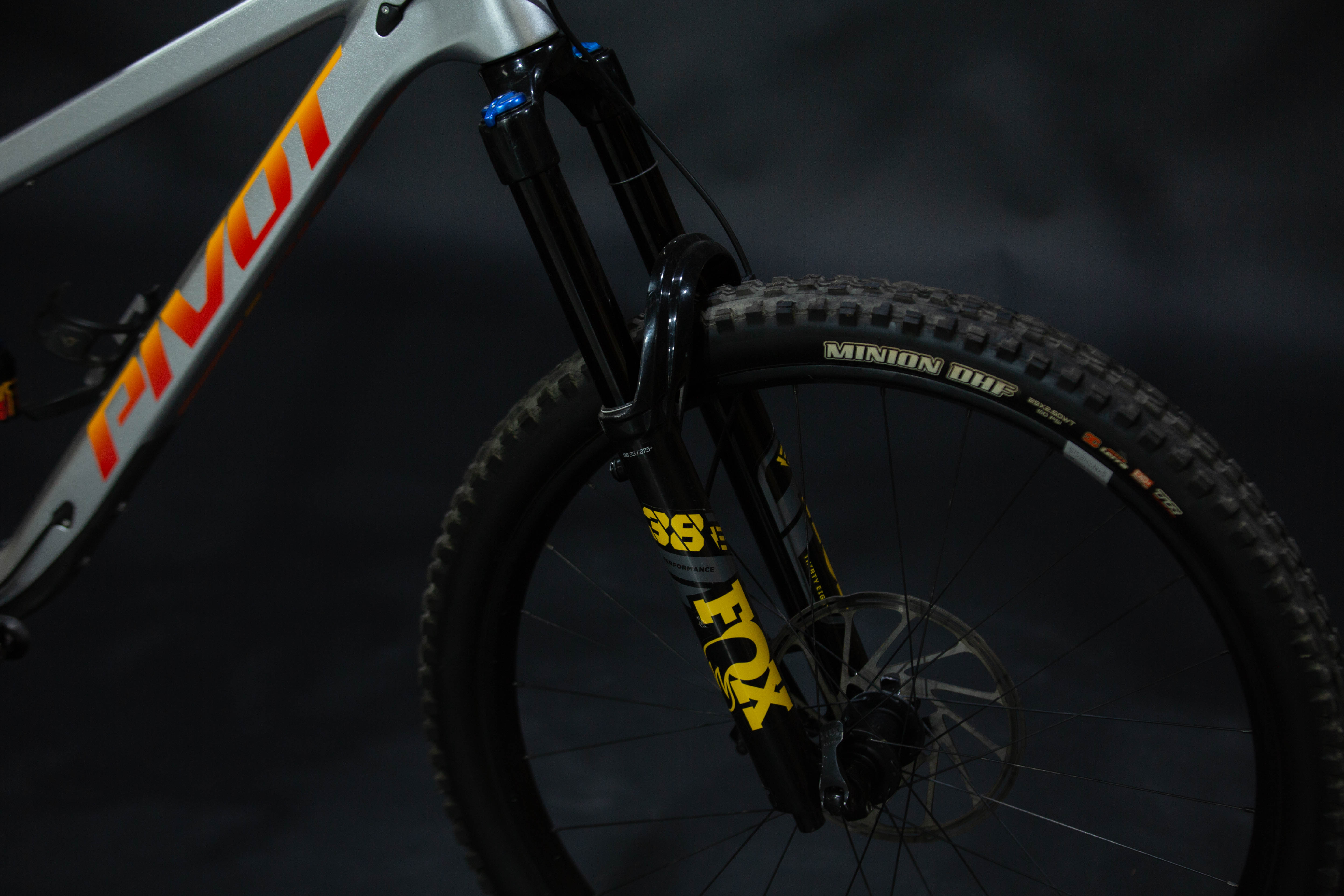 Bicicleta De Montaña Doble Suspensión Pivot Cycles Firebird 29" Talla X-Large (2024) Seminueva