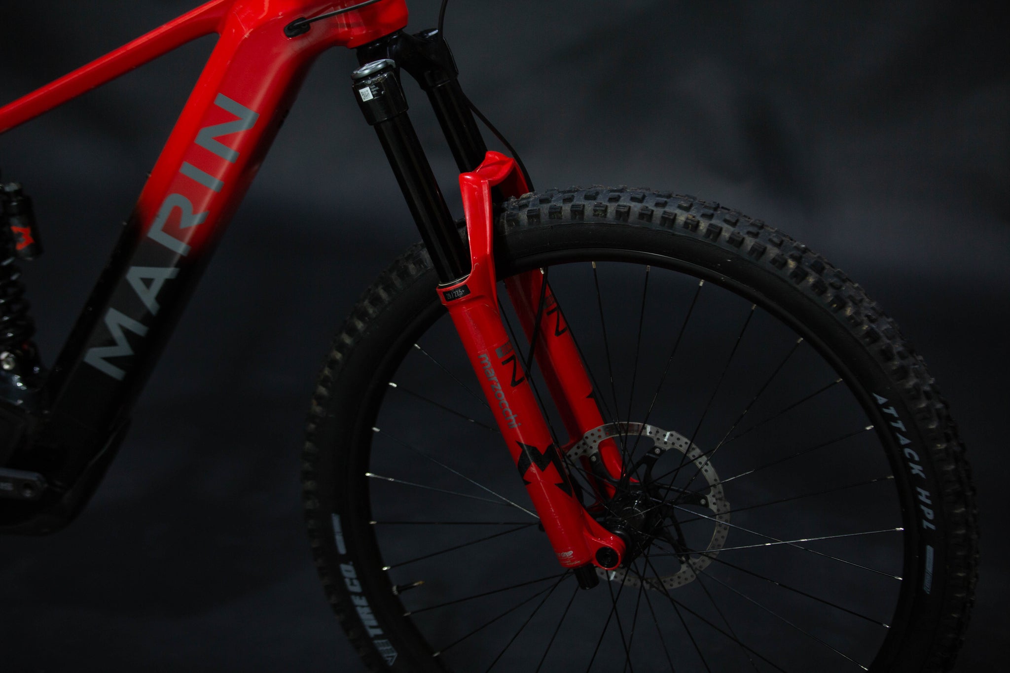 Bicicleta de Montaña Asistida Doble Suspensión Marin Alpine Trail E1 29/27.5" Talla Medium (2024) Seminueva