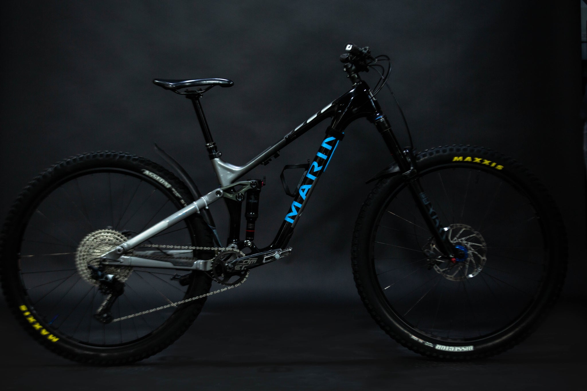 Bicicleta de Montaña Doble Suspensión Marin Bikes Alpine Trail Carbon 29" Talla Medium (2022) Seminueva