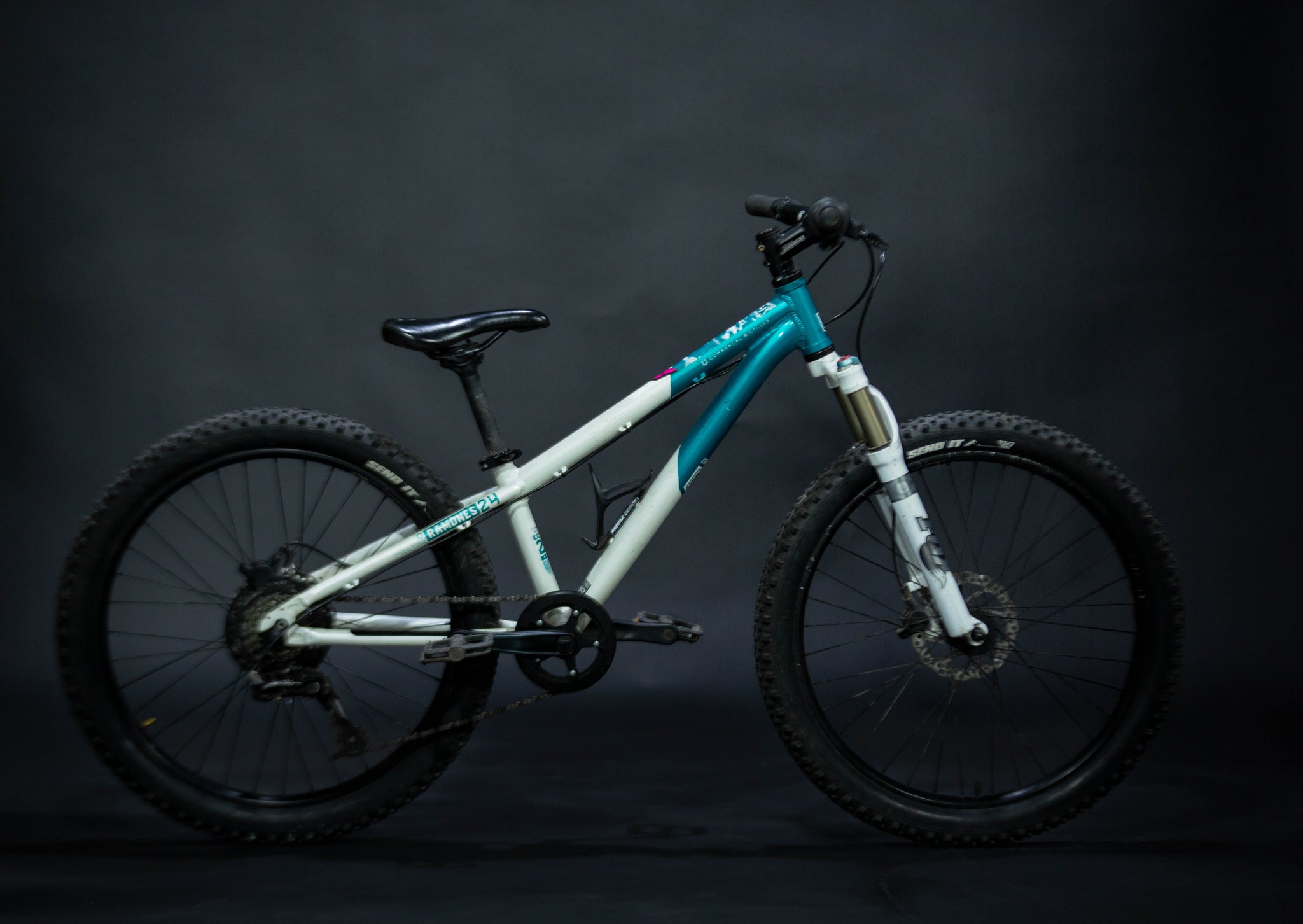 Bicicleta para Niño Commencal Ramones 24 Talla Extra Small (2021) Seminueva