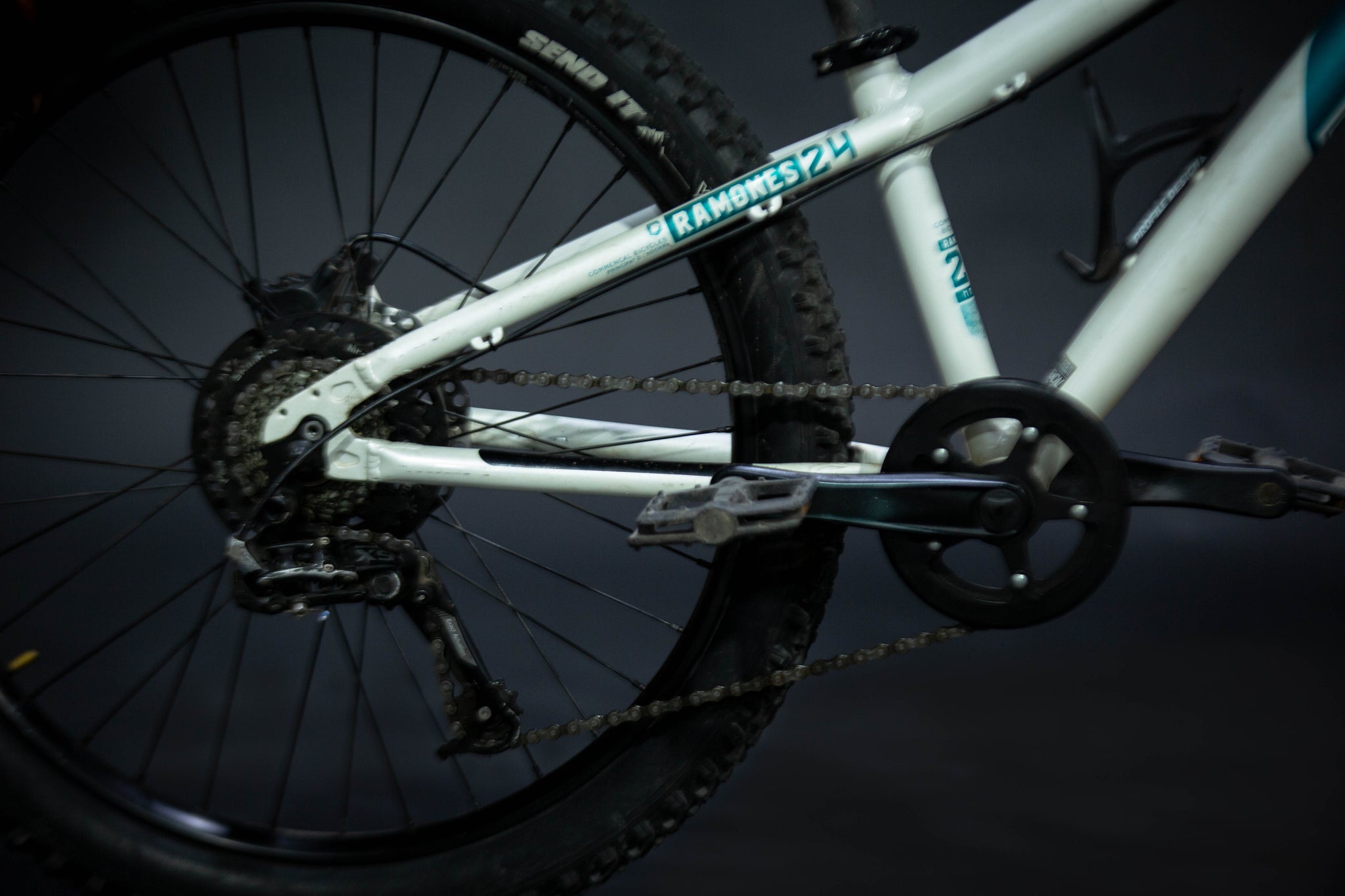 Bicicleta para Niño Commencal Ramones 24 Talla Extra Small (2021) Seminueva