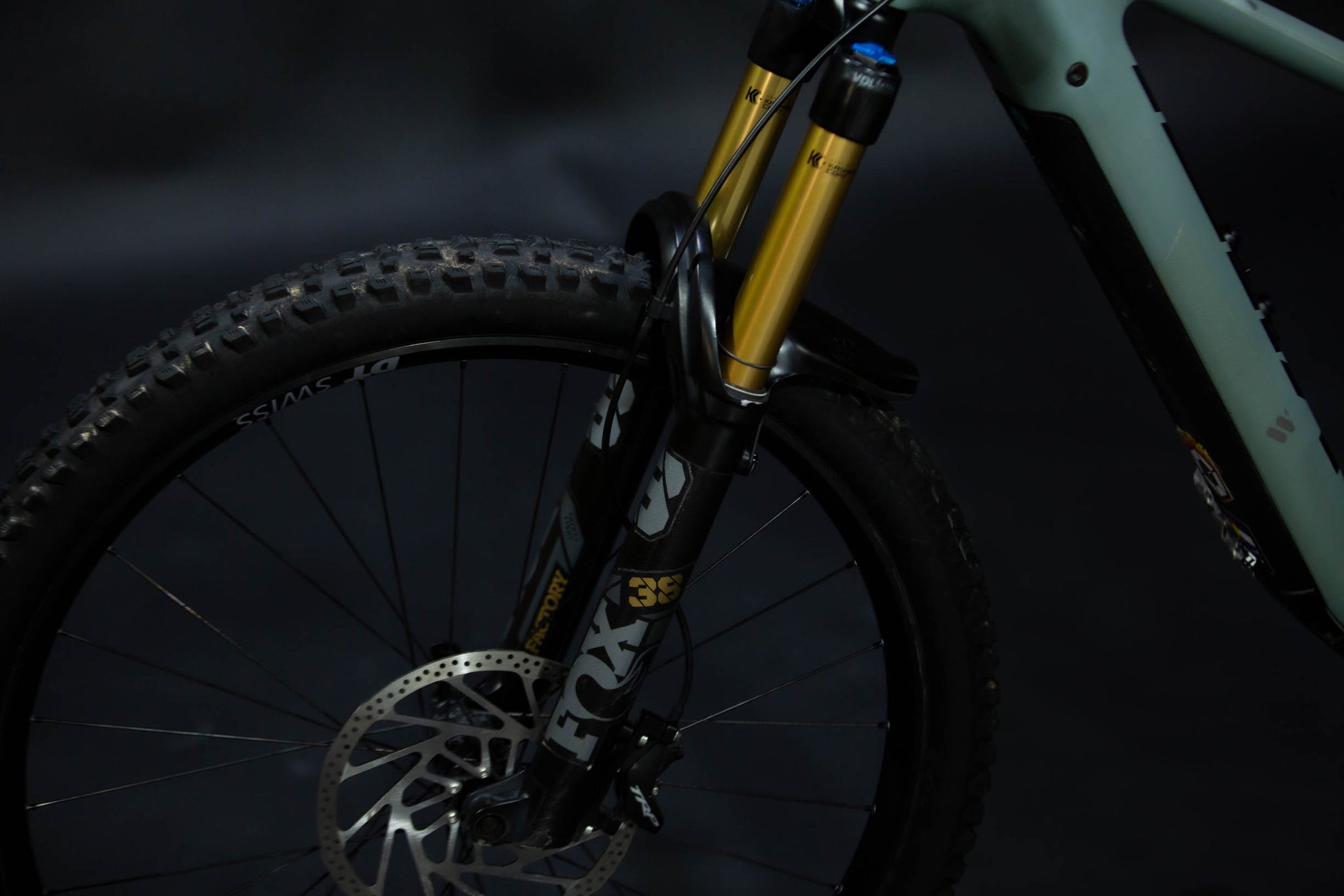 Bicicleta de Montaña asistida Doble Suspension YT E160 Talla Large (2023) Seminueva