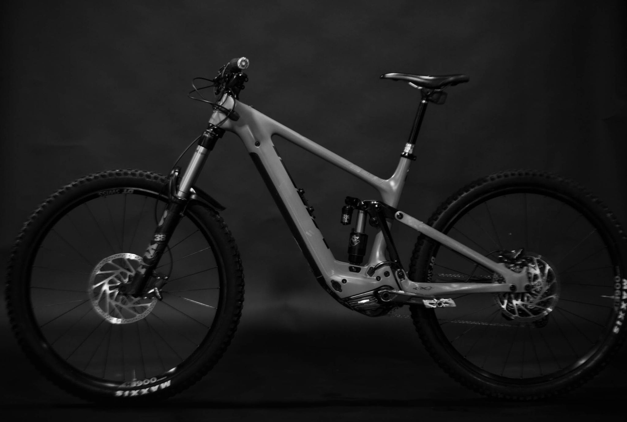 Bicicleta de Montaña asistida Doble Suspension YT E160 Talla Large (2023) Seminueva