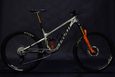 Bicicleta De Montaña Doble Suspensión Pivot Cycles Firebird 29" Talla Large (2024) Seminueva