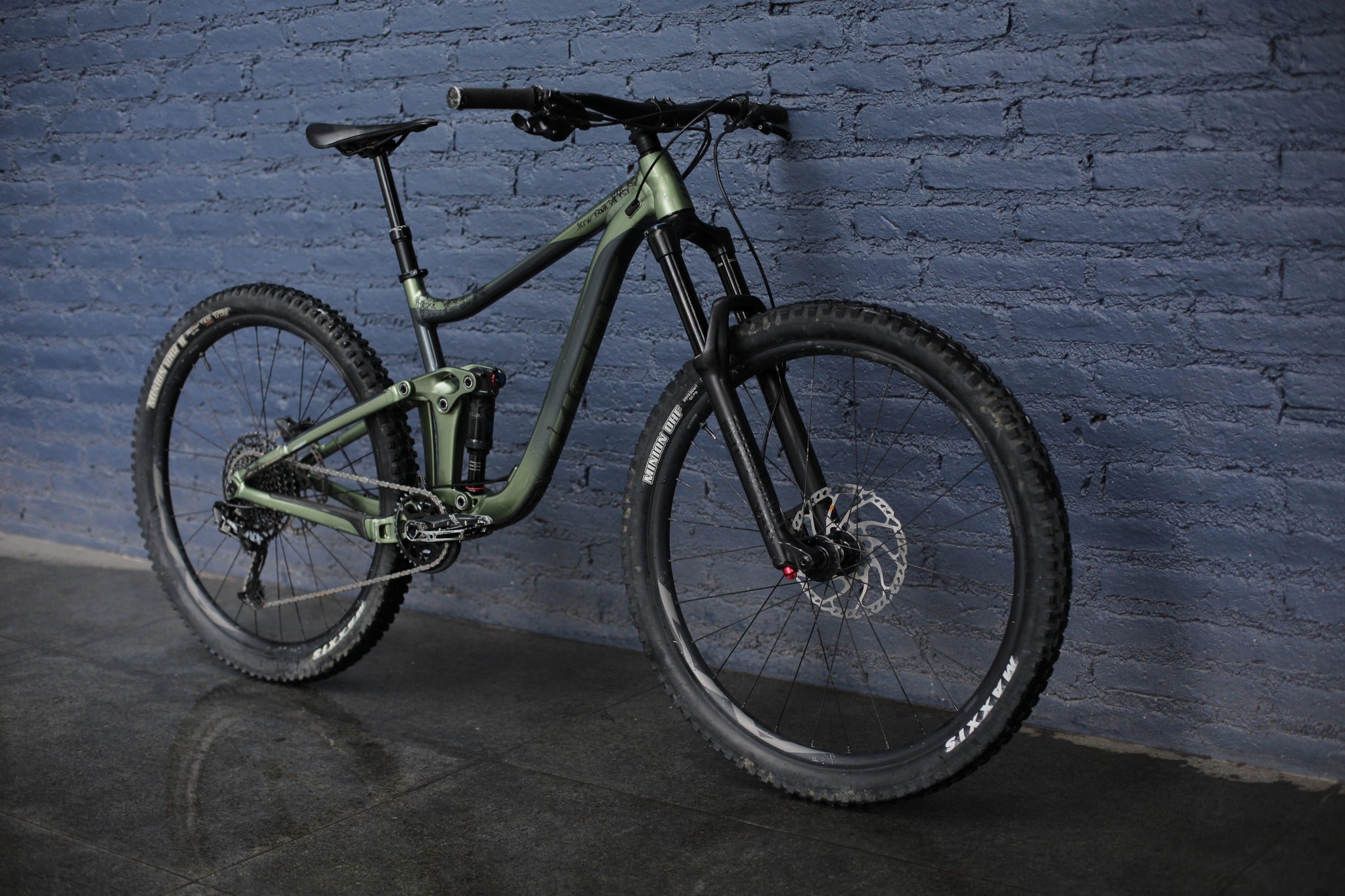 Bicicletas doble suspension discount giant