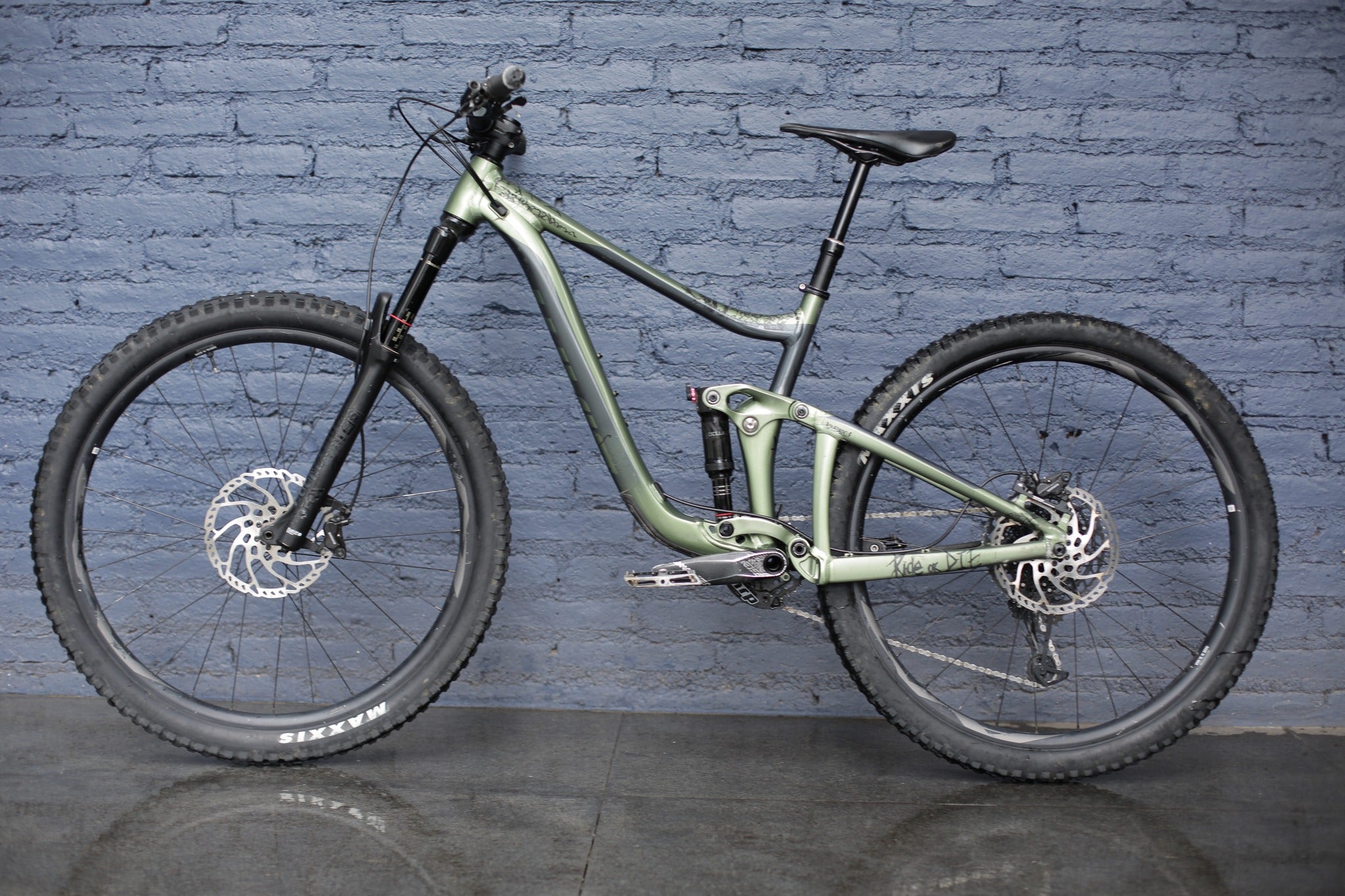 Bicicletas doble suspension giant new arrivals