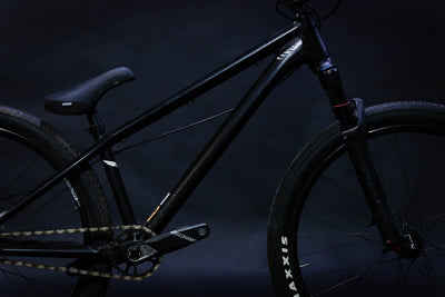 Bicicleta de ciudad Dirt Jump Canyon Stitched Talla Regular Rodado 26" (2021) Seminueva