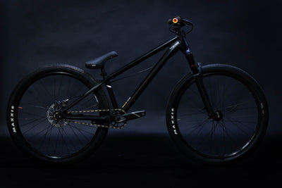 Bicicleta de ciudad Dirt Jump Canyon Stitched Talla Regular Rodado 26" (2021) Seminueva