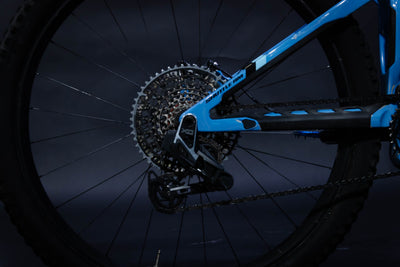 Bicicleta de Montaña Asistida Doble Suspensión Pivot Cycles Shuttle AM 29" Talla Medium (2024) Seminueva