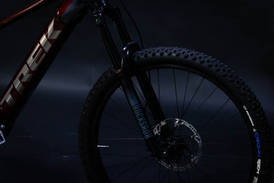 Bicicleta De Montaña Asistida Doble Suspension Trek Rail 5 29" Talla Extra Large (2022) Seminueva
