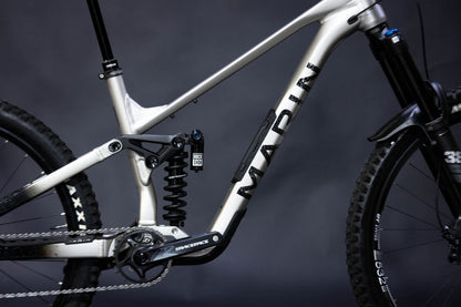 Bicicleta de Montaña Doble Suspensión Marin Bikes Alpine XR  27.5/"29" Talla Large (2025) Seminueva