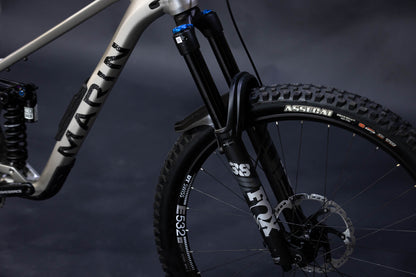 Bicicleta de Montaña Doble Suspensión Marin Bikes Alpine XR  27.5/"29" Talla Large (2025) Seminueva