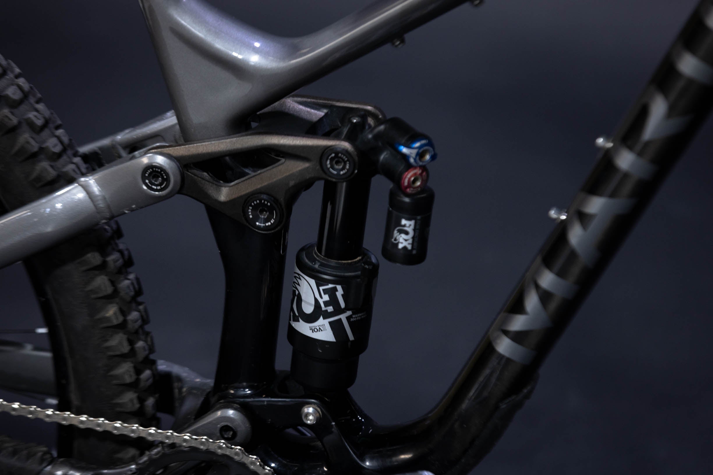 Bicicleta de Montaña Doble Suspensión Marin Bikes Alpine Trail Carbon 2 29" Talla Medium (2024) Seminueva