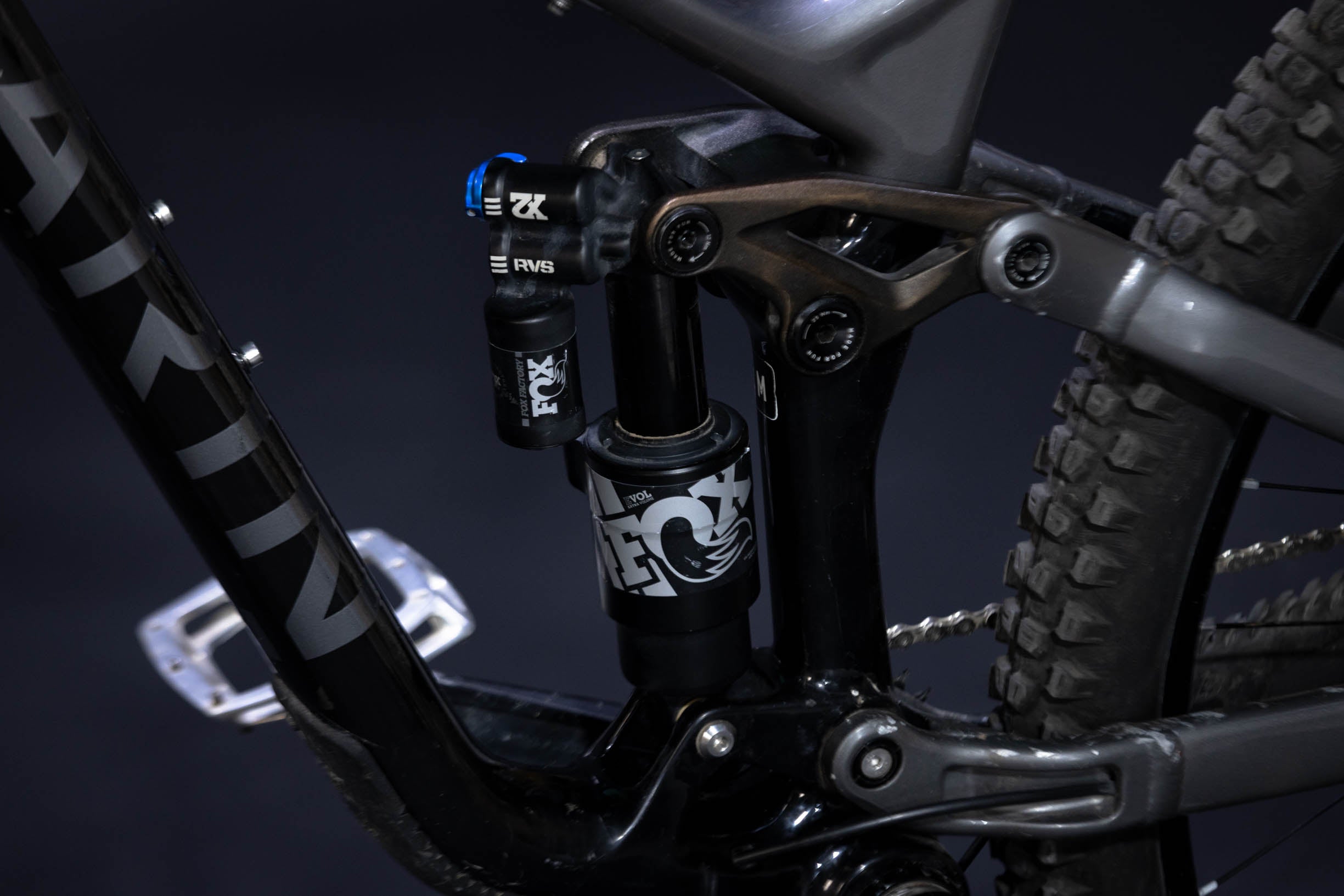 Bicicleta de Montaña Doble Suspensión Marin Bikes Alpine Trail Carbon 2 29" Talla Medium (2024) Seminueva