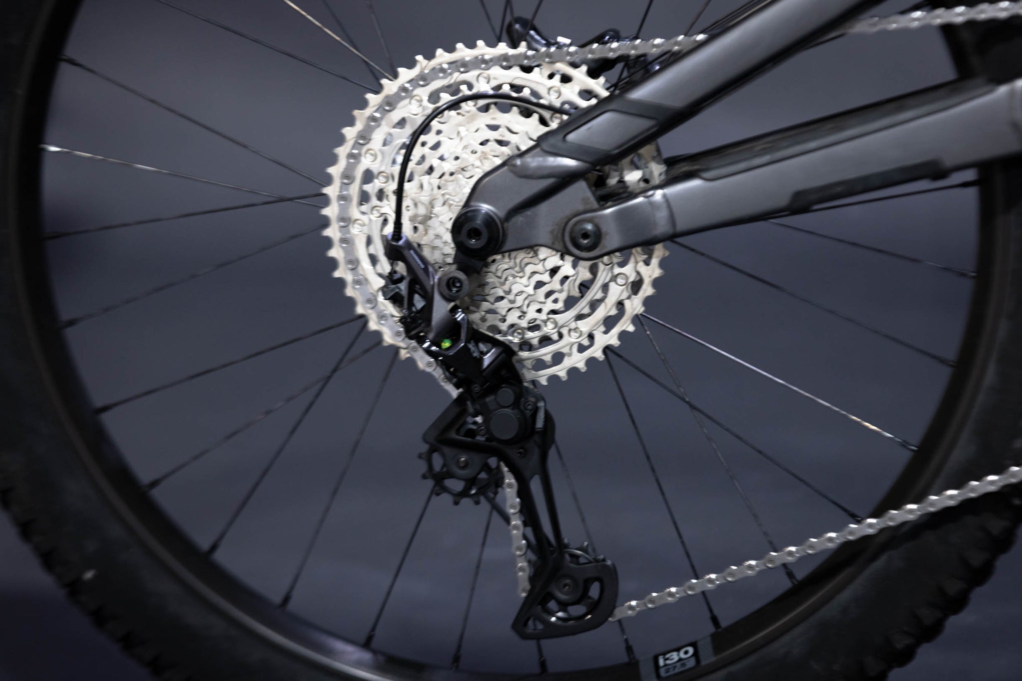 Bicicleta De Montaña asistida Doble Suspension Norco Fluid 29" Talla Medium (2023) Seminueva