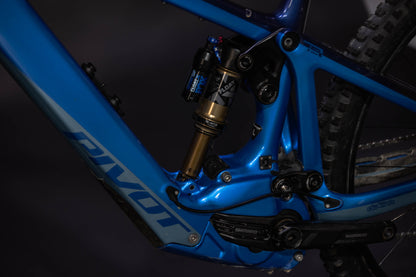 Bicicleta de Montaña Asistida Doble Suspensión Pivot Cycles Shuttle LT 29" Talla Large (2023) Seminueva