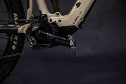 Bicicleta de Montaña Asistida Doble Suspensión Pivot Cycles Shuttle AM 29" Talla Large (2024) Seminueva