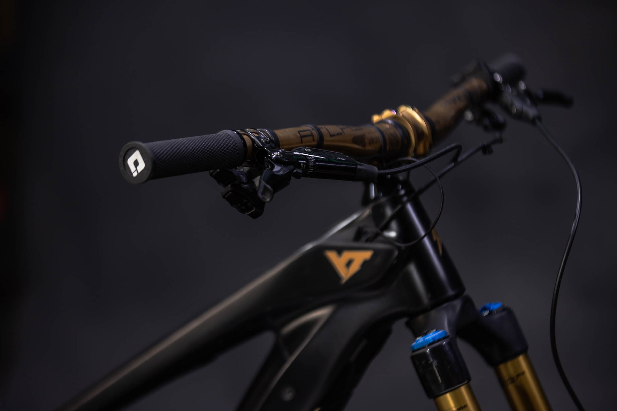 Bicicleta de Montaña asistida Doble Suspension YT Decoy Core 5 Talla Extra Large (2024) Seminueva