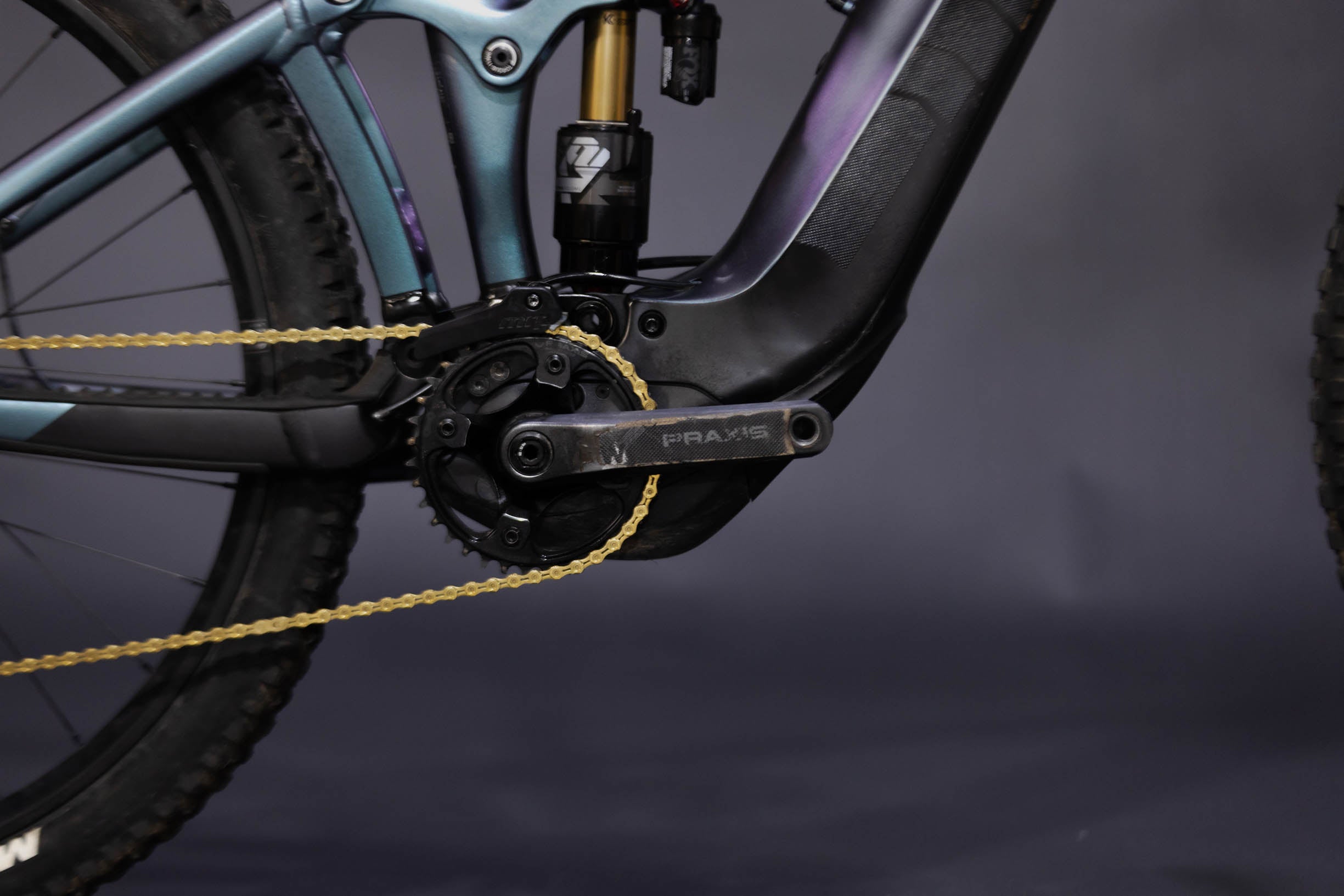 Bicicleta de Montaña Asistida Doble Suspensíon Giant Reign E 27.5/29" Talla Large (2025) Seminueva