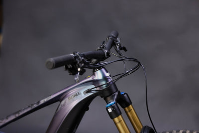 Bicicleta de Montaña Asistida Doble Suspensíon Giant Reign E 27.5/29" Talla Large (2025) Seminueva