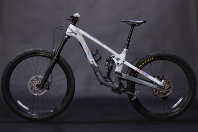 Bicicleta de Montaña Doble Suspensión Trek Slash Large 27.5/29" Talla Medium Seminueva (2024) Seminueva