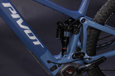 Bicicleta de Montaña Asistida Doble Suspensión Pivot Cycles Shuttle AM 29" Talla Large (2025) Seminueva