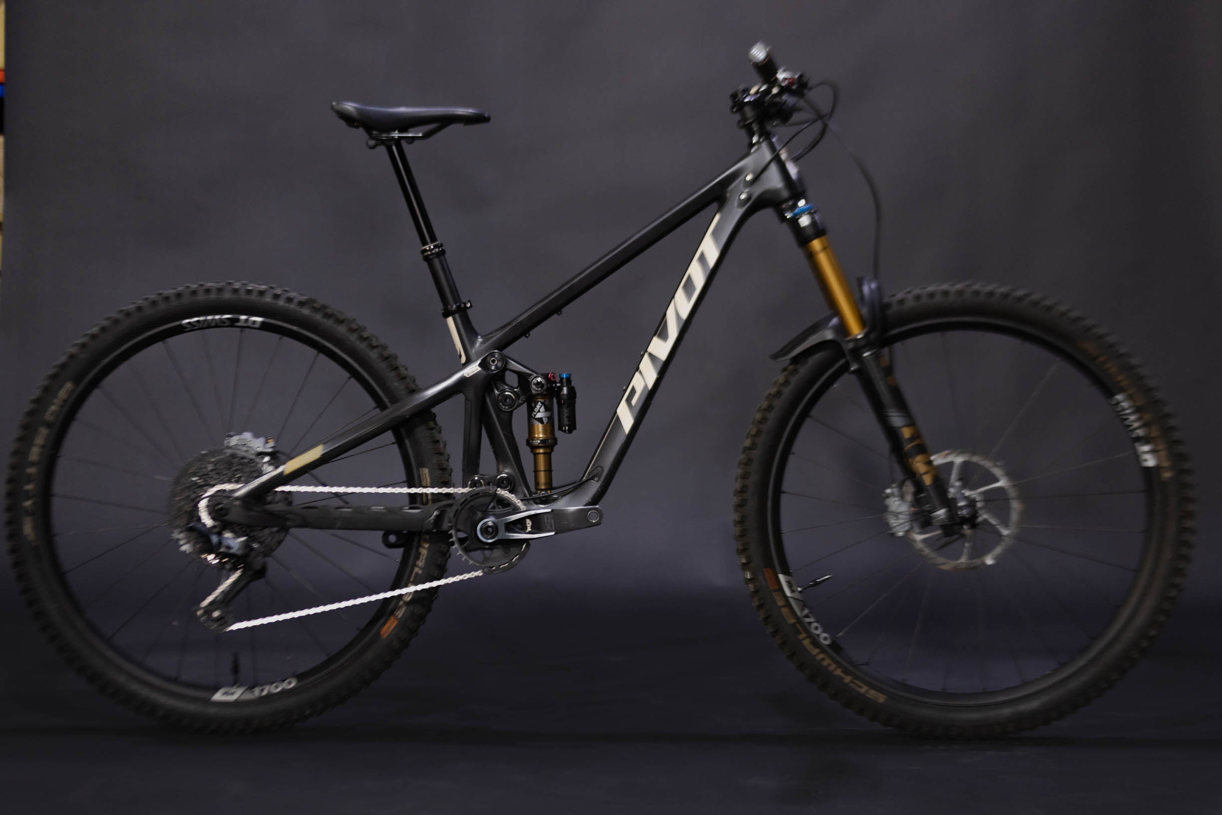 Bicicleta De Montaña Doble Suspensión Pivot Cycles Switchblade 29" Talla Small (2024) Seminueva