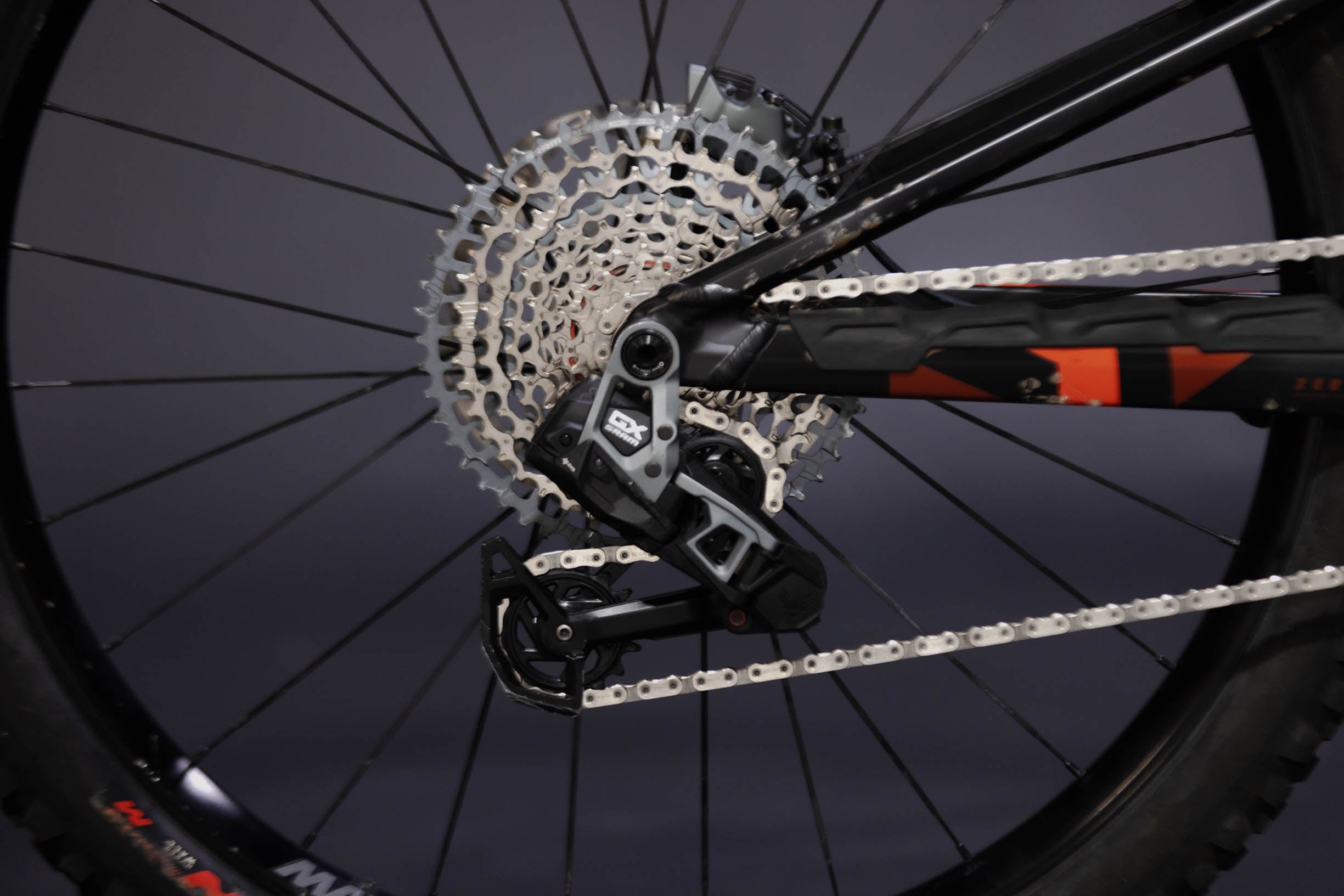 Bicicleta de Montaña Asistida Doble Suspensión Mondraker Crafty rr 29" Talla Medium (2025) Seminueva