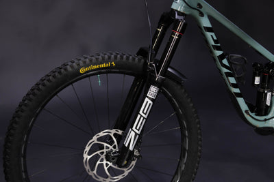 Bicicleta De Montaña Doble Suspensión Pivot Cycles Mach 6 27.5/29" Talla X-Small (2024) Seminueva